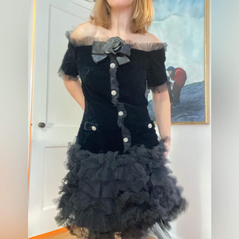 Vintage 80s/90s velvet off the shoulder party dress